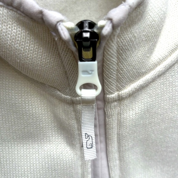 NWT {vineyard vines} NYC Custom Logo Vest - Picture 4 of 8